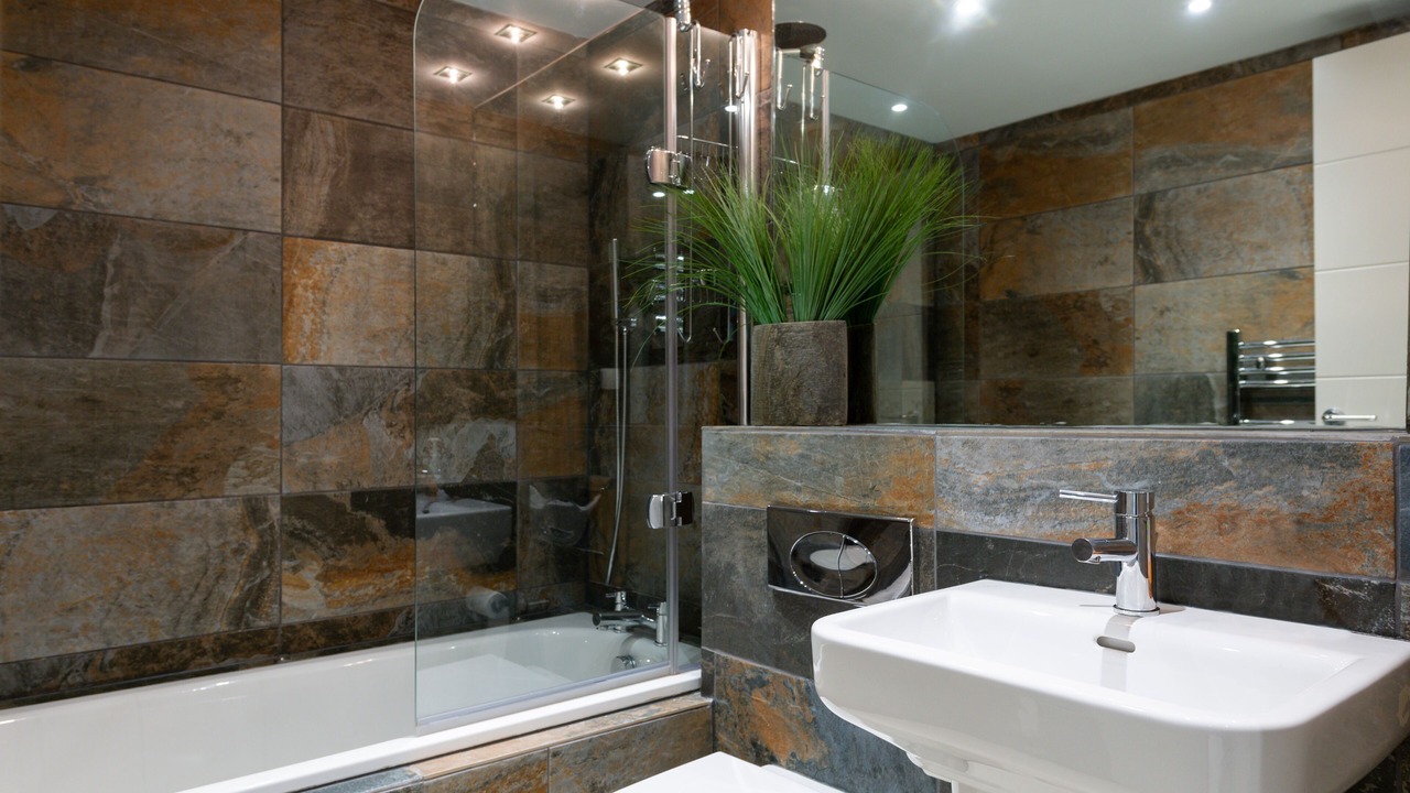 Photo of Bathroom in Newquay City Centre