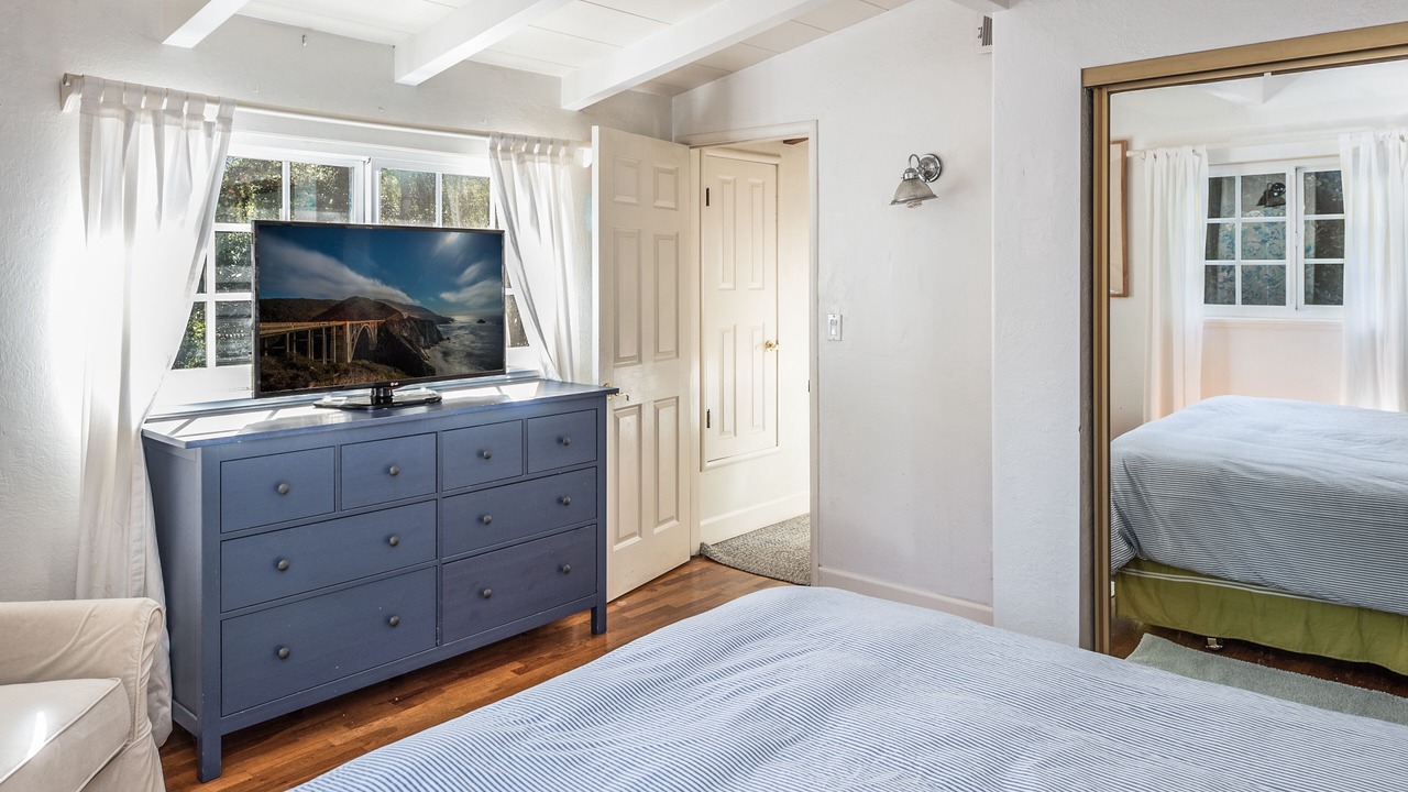 Photo of Bedroom in Mission Fields