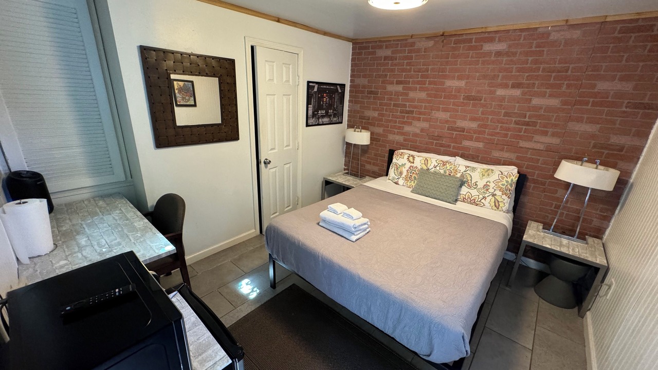Photo of Bedroom in Faubourg Delachaise