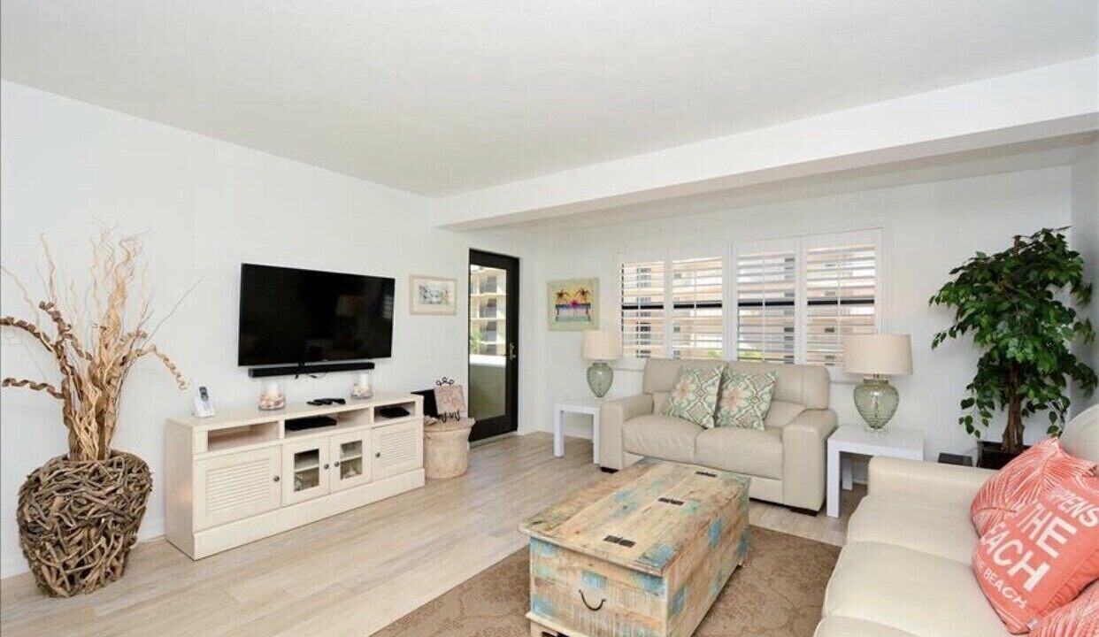 Photo of Livingroom in Siesta Key