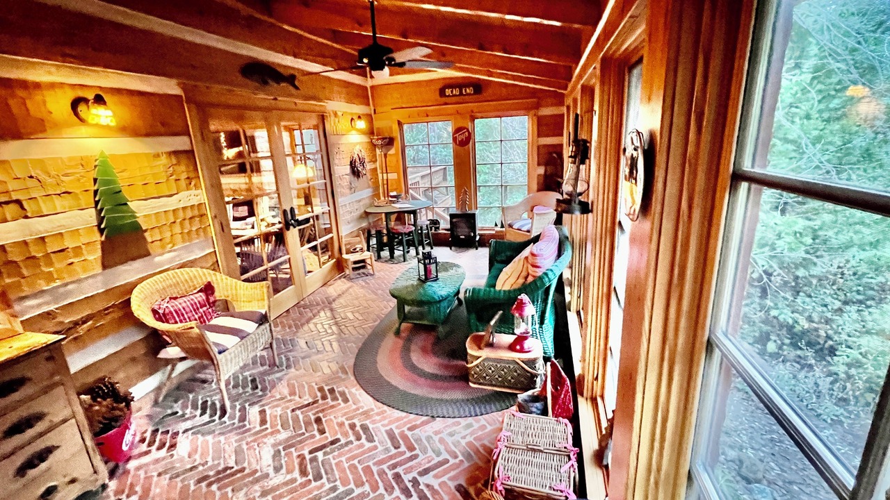 Photo of Bedroom in Bass Lake
