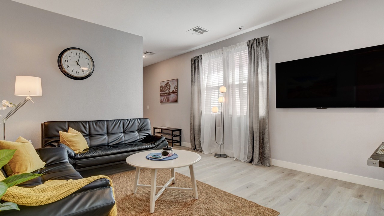 Photo of Bedroom in Silverado Ranch