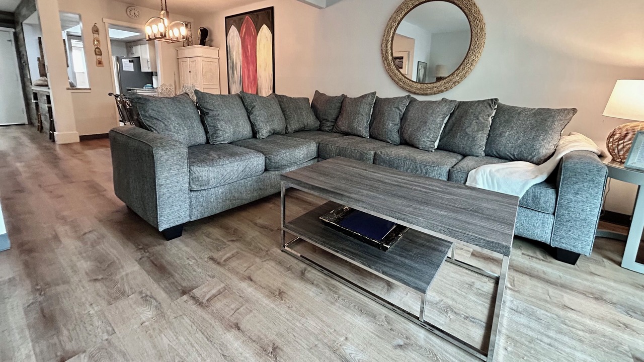 Photo of Livingroom in North Forest Beach
