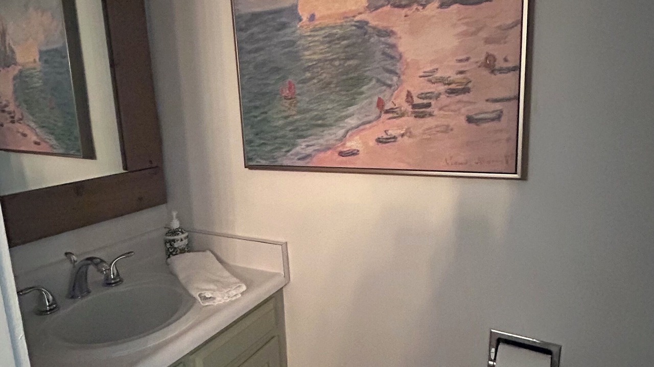 Photo of Bathroom in North Forest Beach