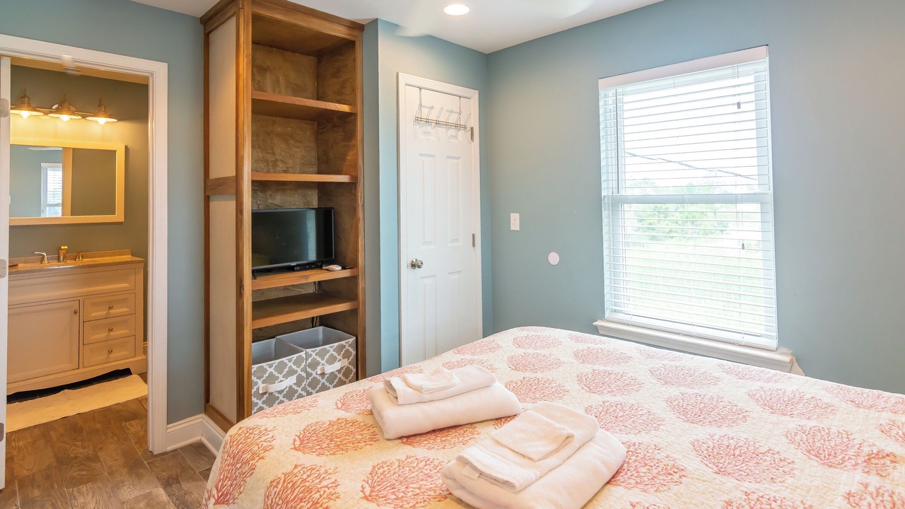 Photo of Bathroom in Surf Side Shores