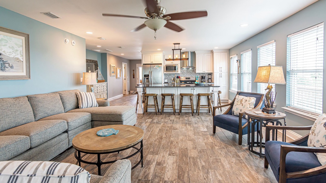 Photo of Bedroom in Surf Side Shores