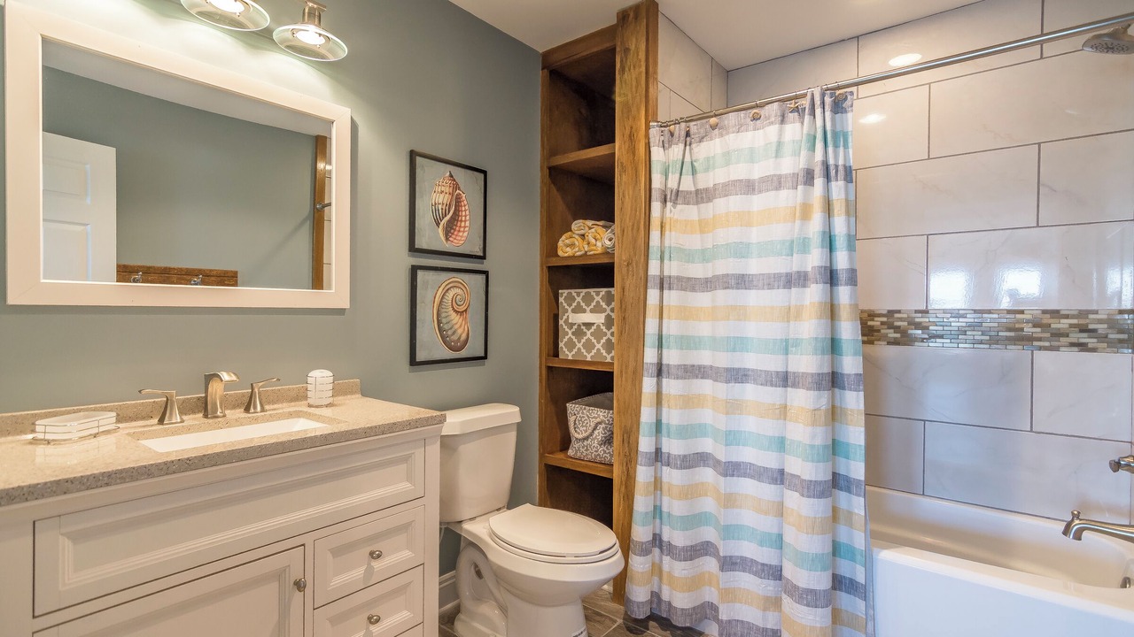 Photo of Bathroom in Surf Side Shores