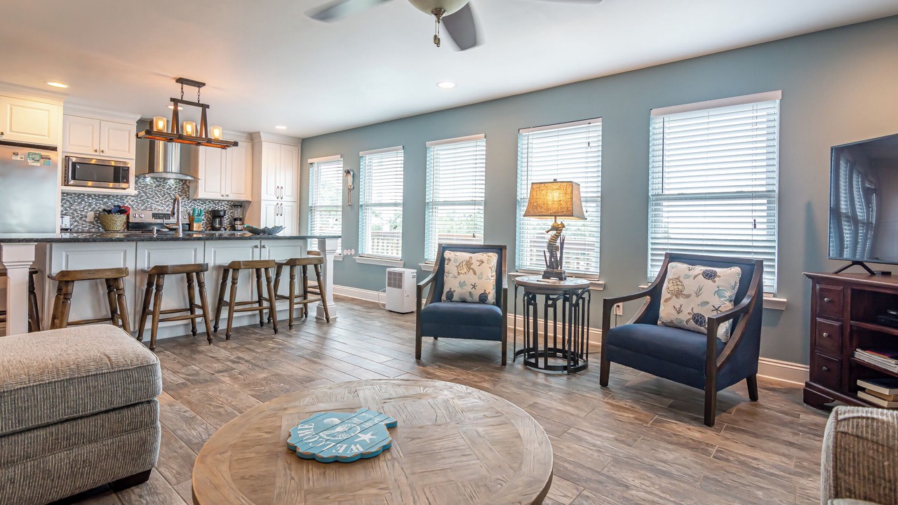 Photo of Livingroom in Surf Side Shores