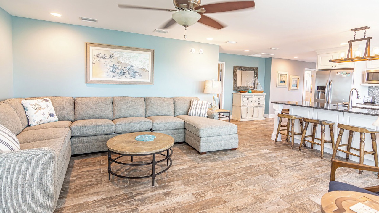 Photo of Livingroom in Surf Side Shores