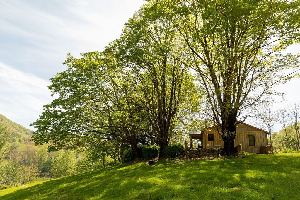 Photo of Outdoor in Sugar Grove