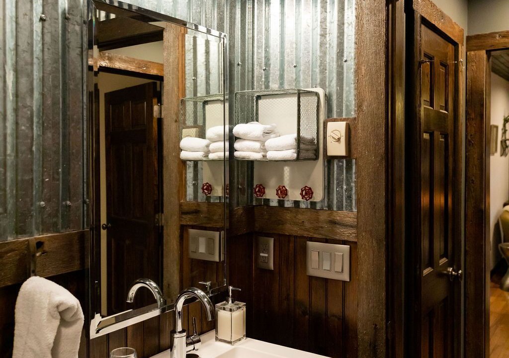 Photo of Bathroom in Sugar Grove