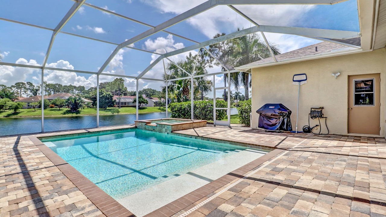 Photo of Outdoor in Central Naples