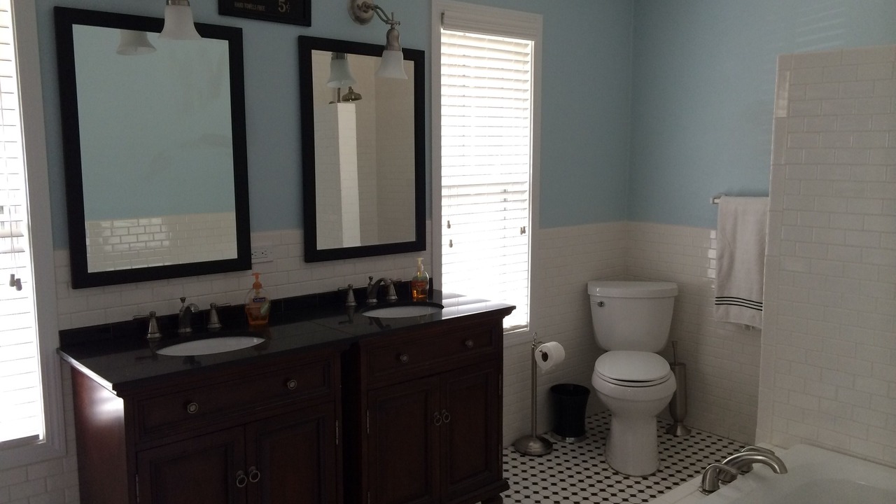 Photo of Bathroom in Piney
