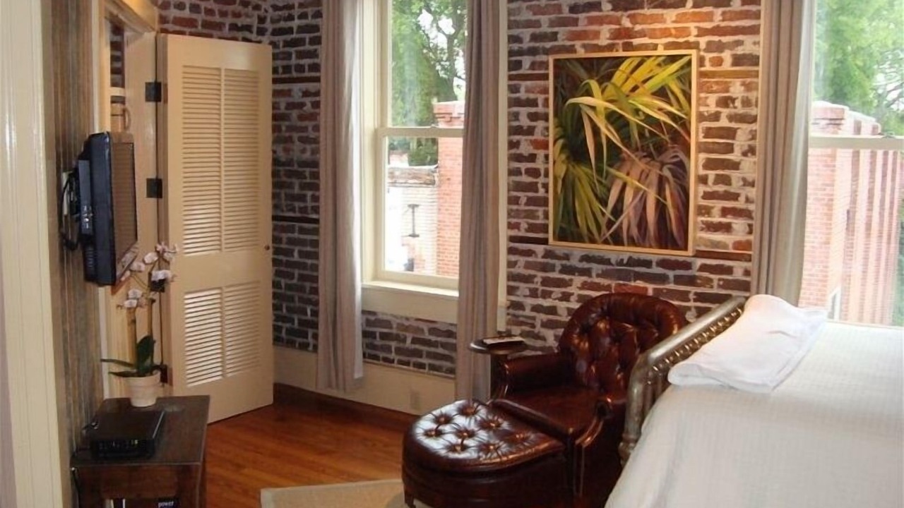 Photo of Bedroom in Historic Downtown
