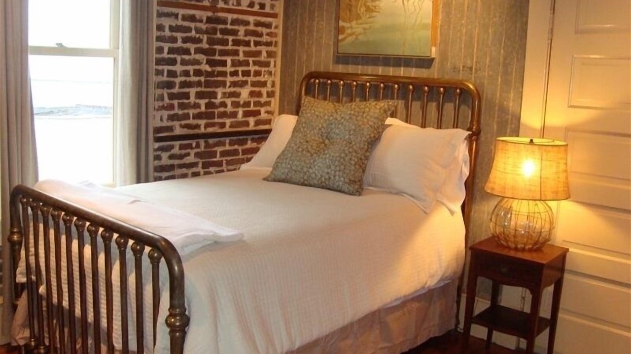 Photo of Bedroom in Historic Downtown
