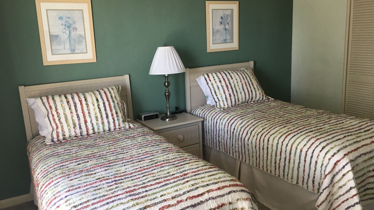 Photo of Bedroom in Crescent Beach