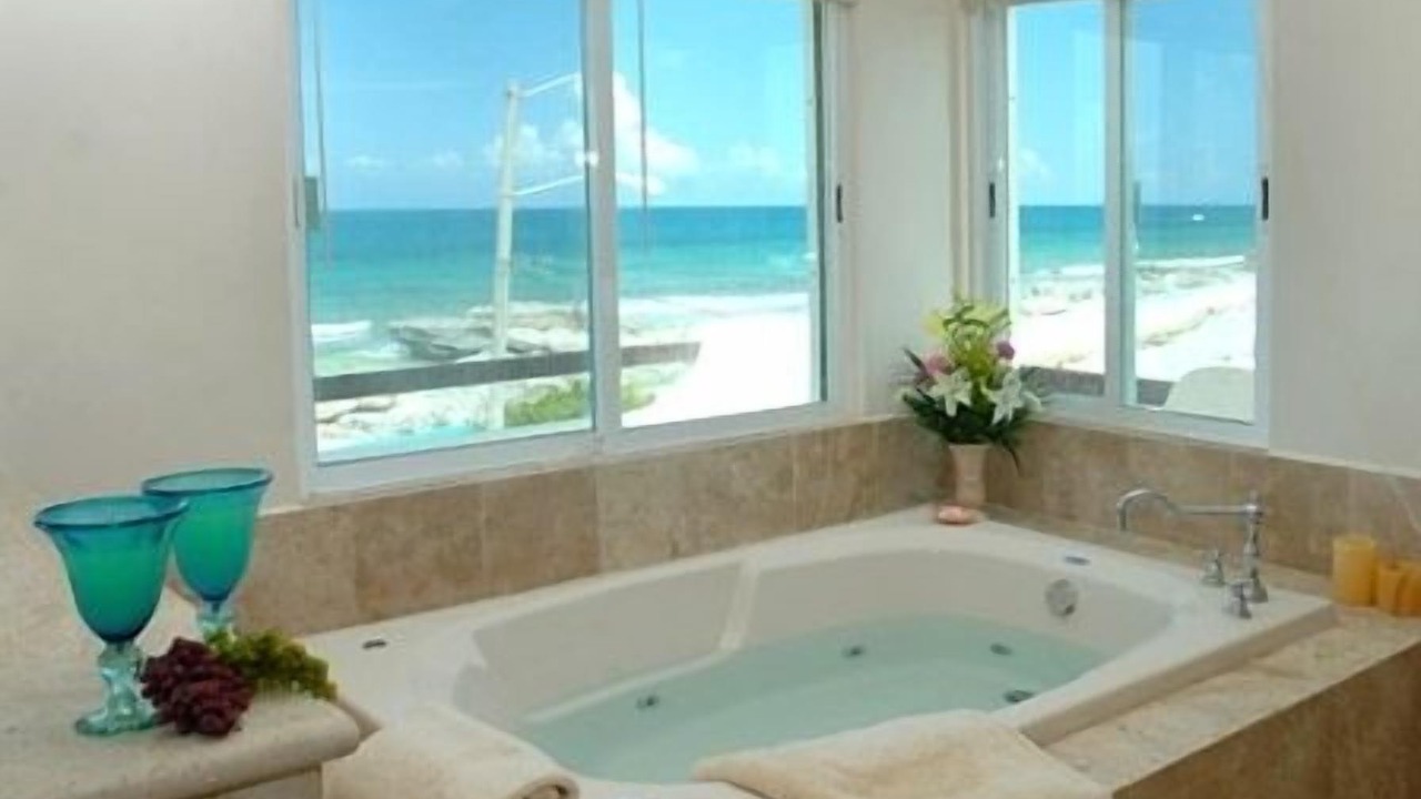Photo of Bathroom in Colonia Salina Chica