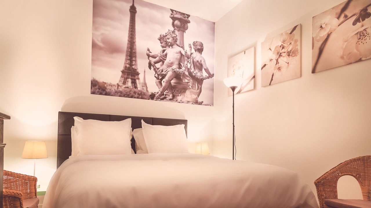 Photo of Bedroom in Faubourg Saint-Germain