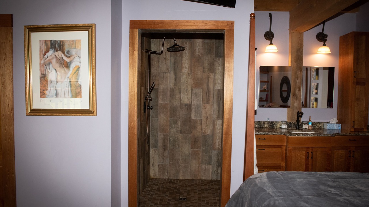 Photo of Bathroom in Middle Grove