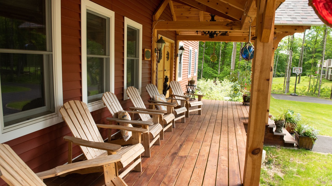 Photo of Patio Balcony in Middle Grove