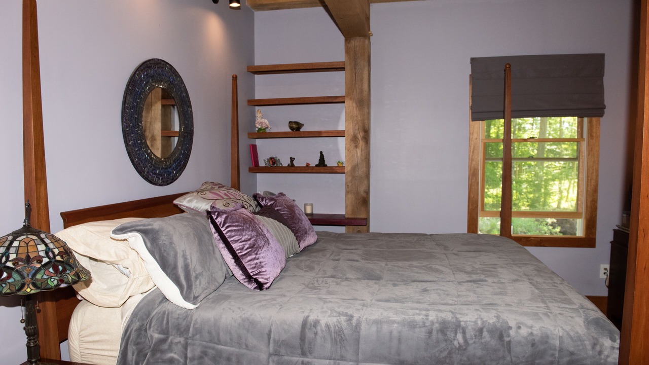 Photo of Bedroom in Middle Grove