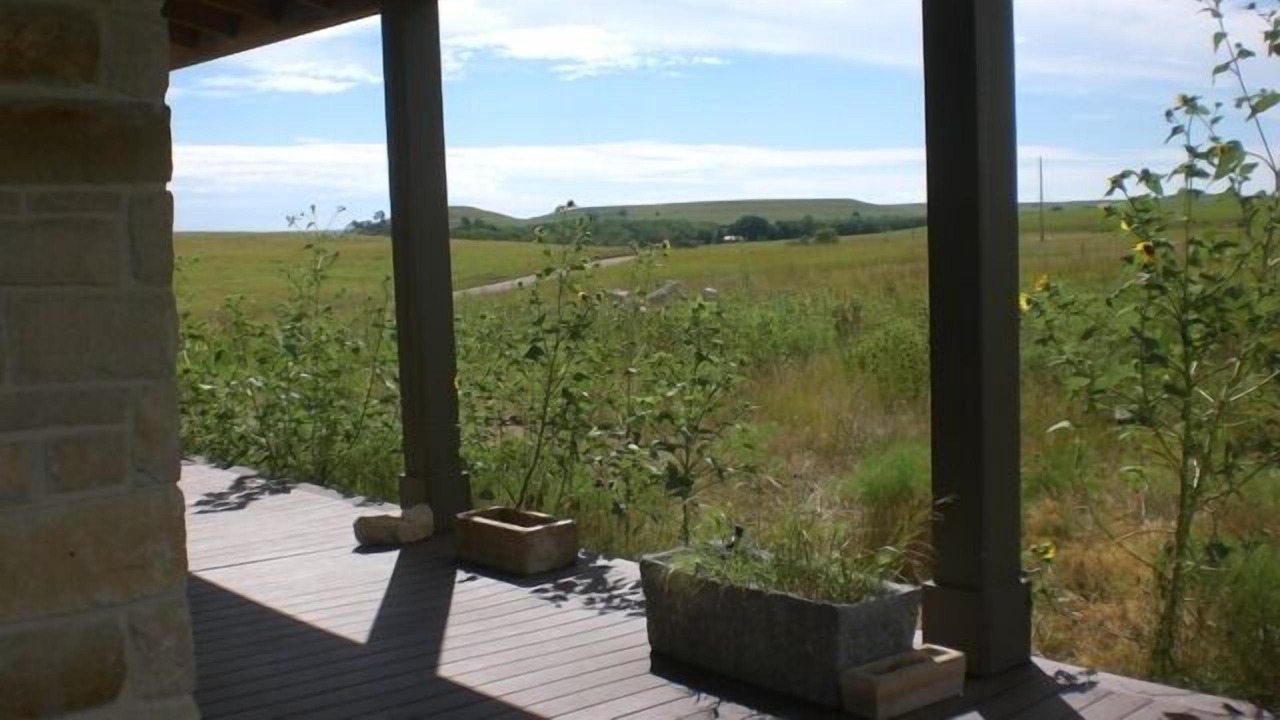 Photo of Patio Balcony in Cottonwood Falls
