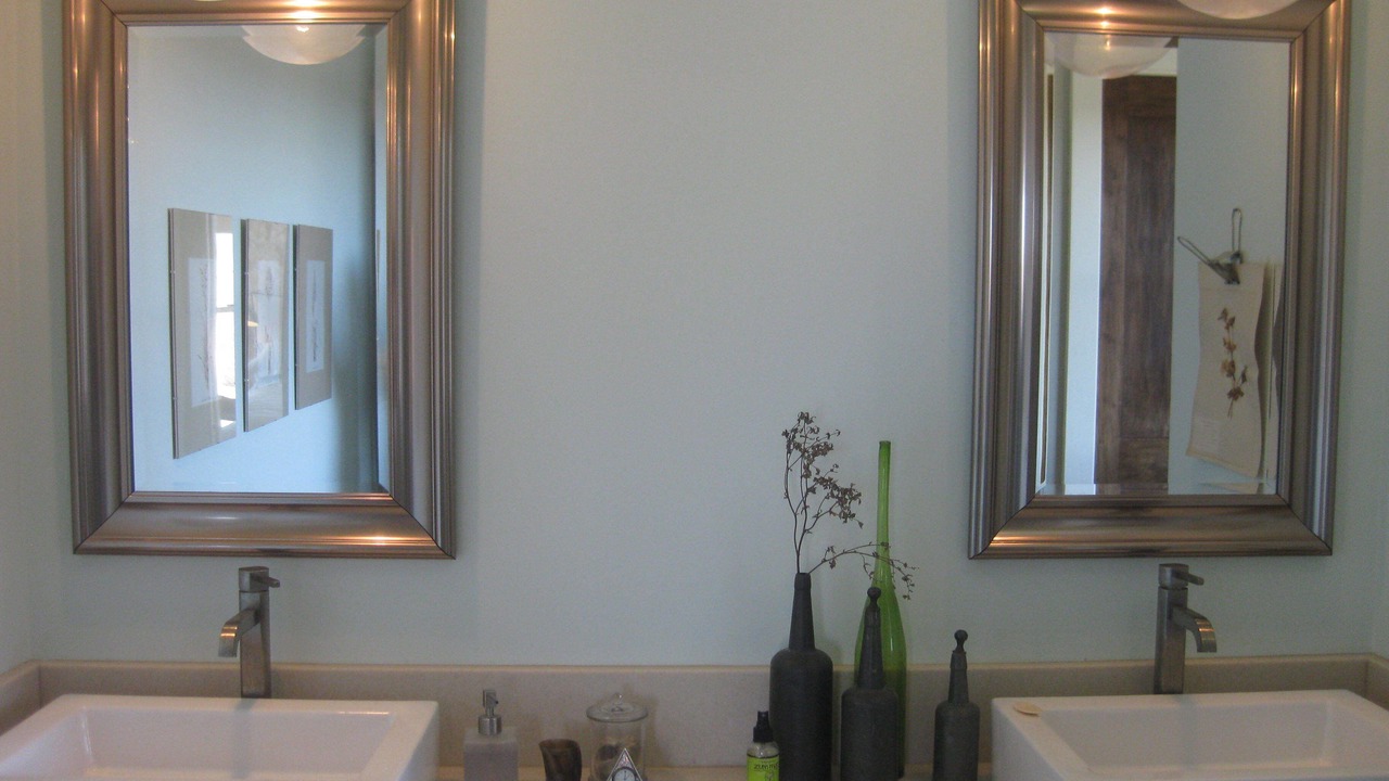 Photo of Bathroom in Cottonwood Falls