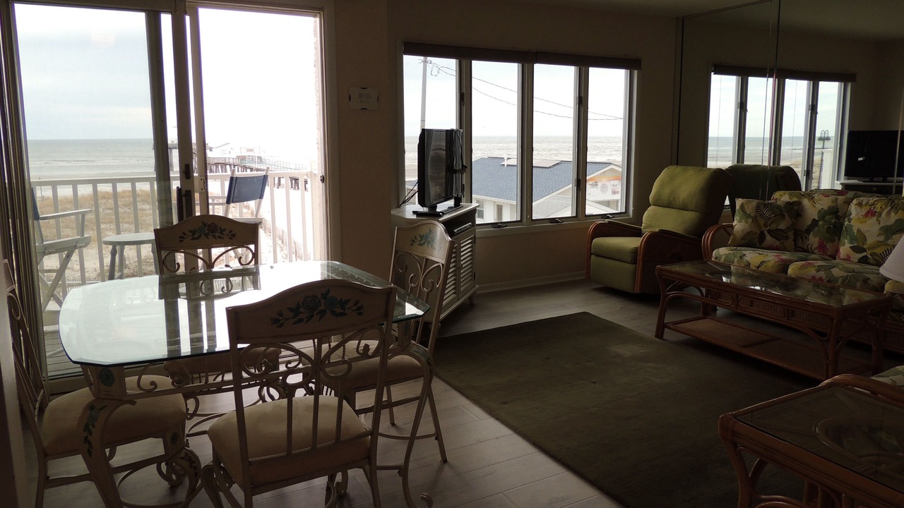 Photo of Livingroom in North End