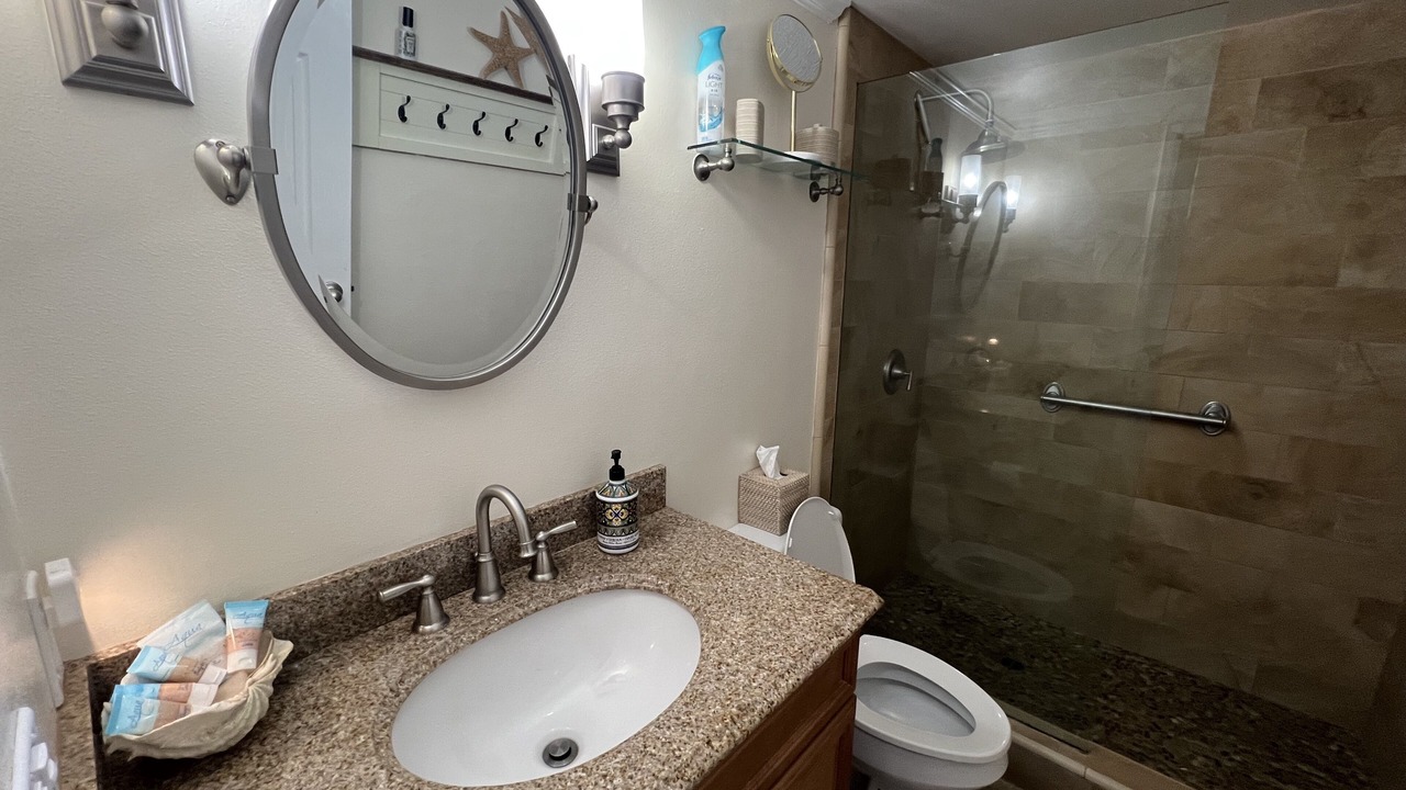 Photo of Bathroom in Carpinteria