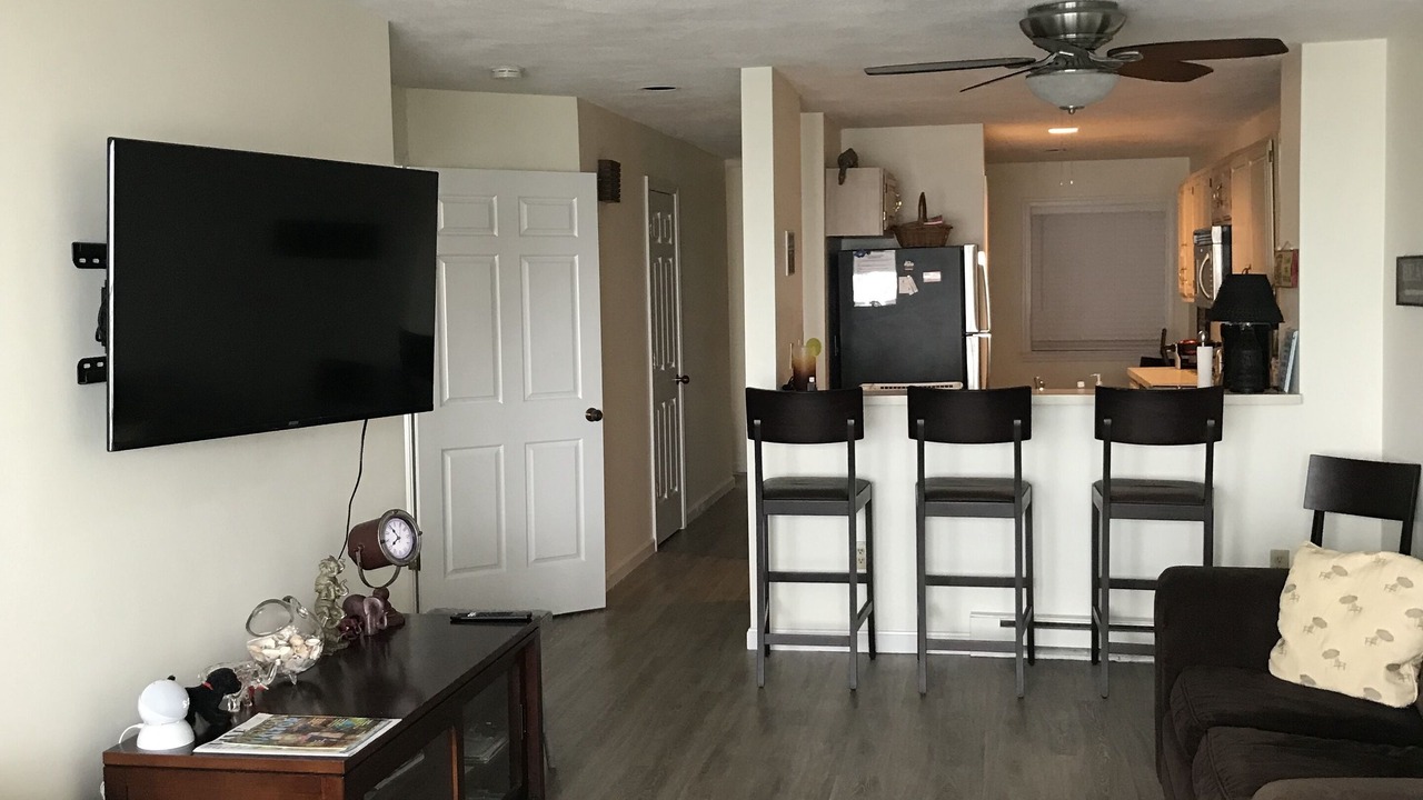 Photo of Livingroom in Oak Bluffs
