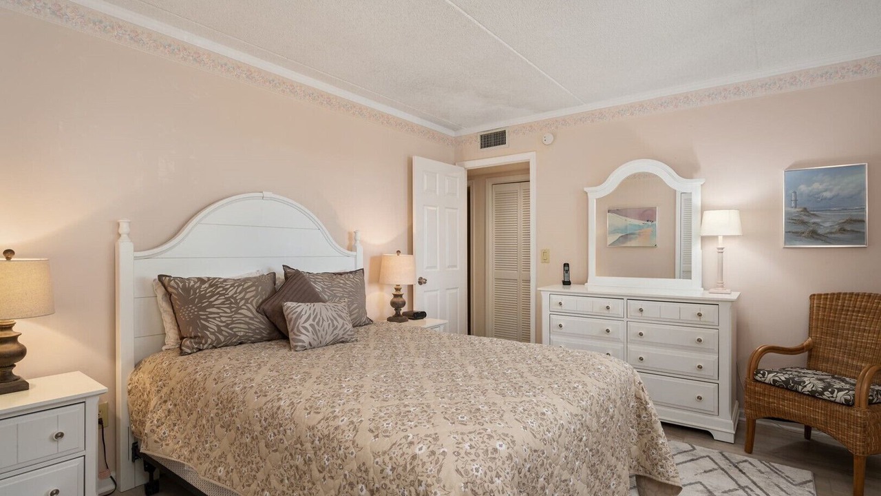 Photo of Bedroom in South Nags Head