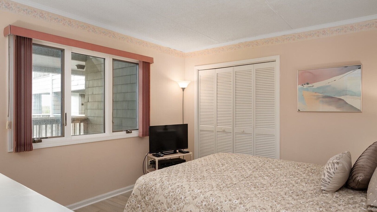 Photo of Bedroom in South Nags Head