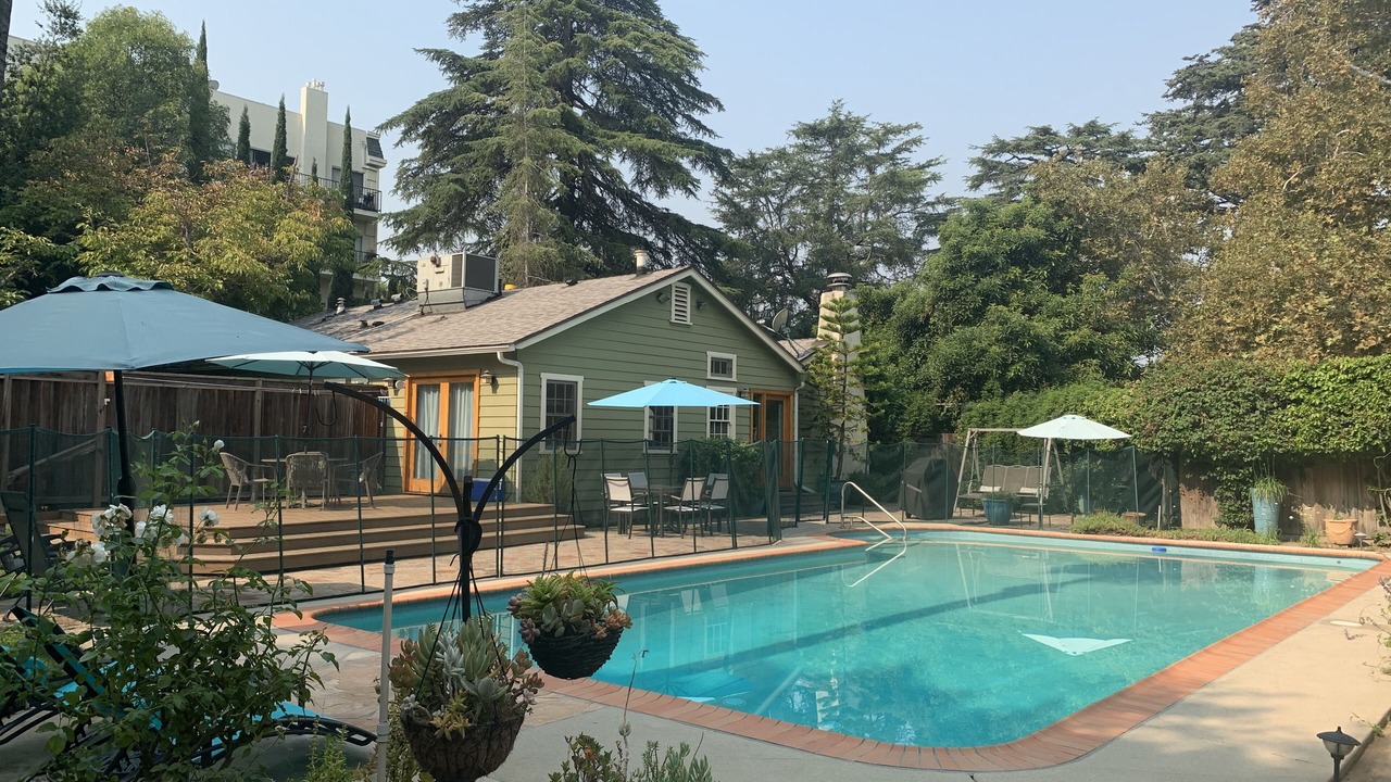 Photo of Outdoor in Valley Village