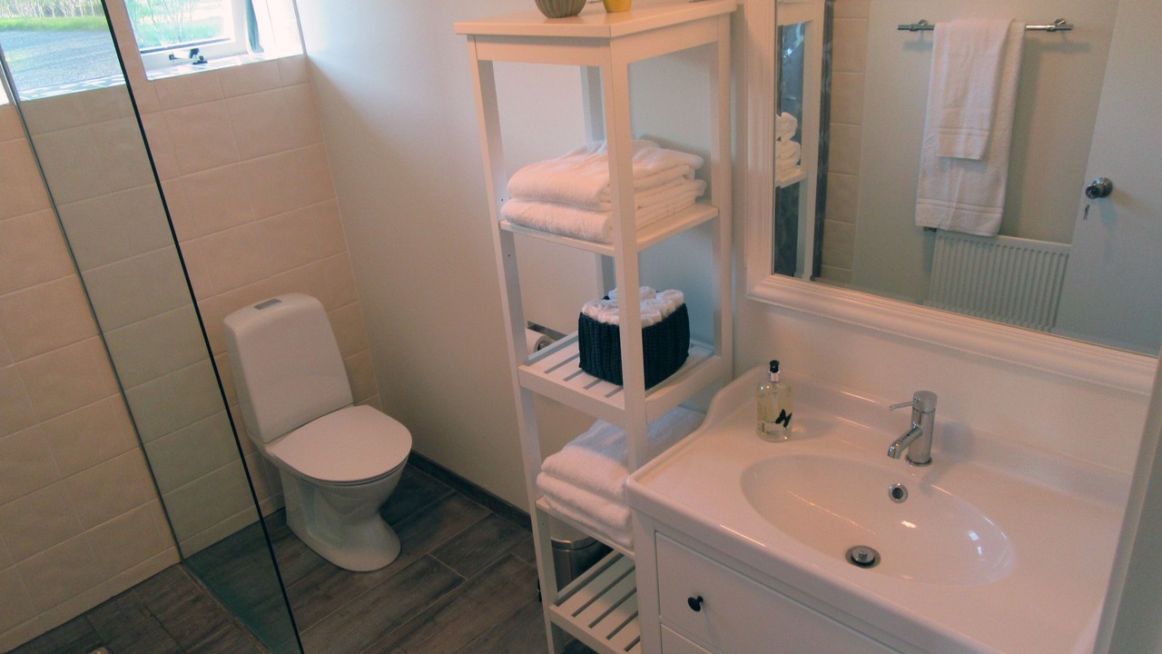 Photo of Bathroom in Hvalfjarðarsveit