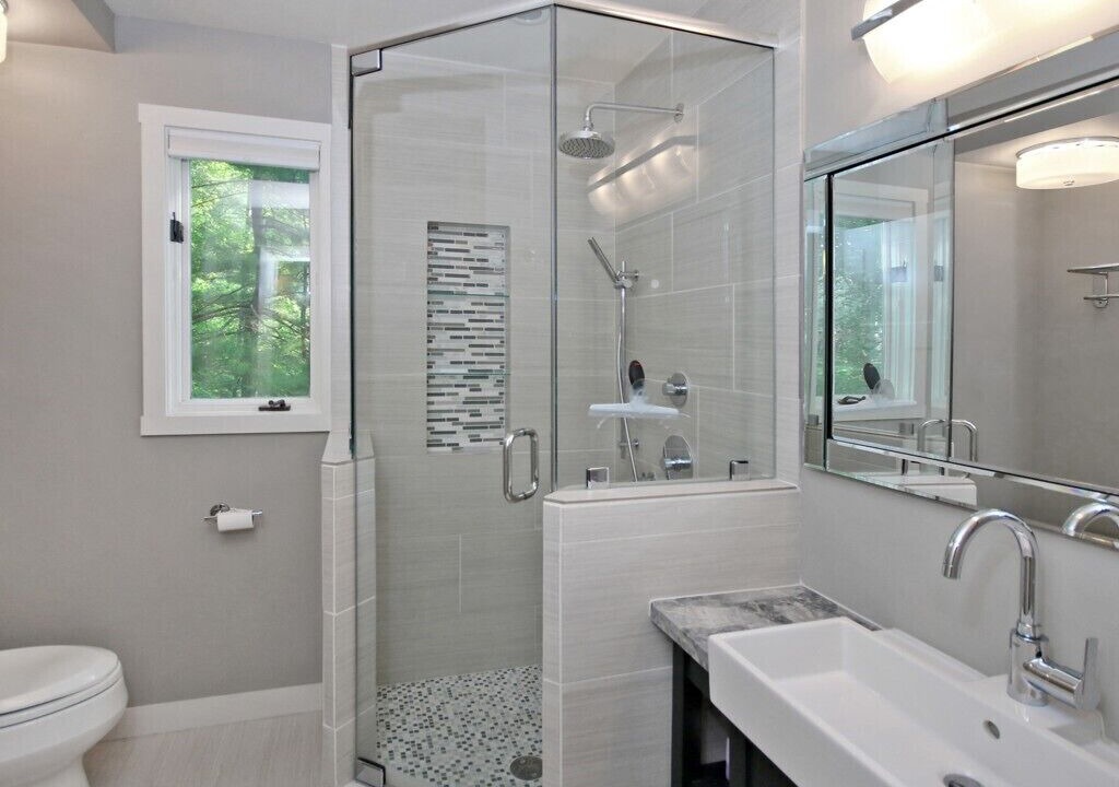 Photo of Bathroom in Woodfin