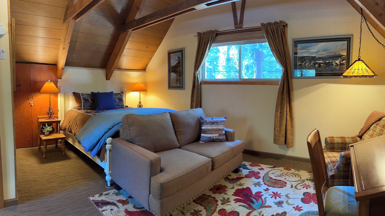 Photo of Bedroom in Tahoe Pines