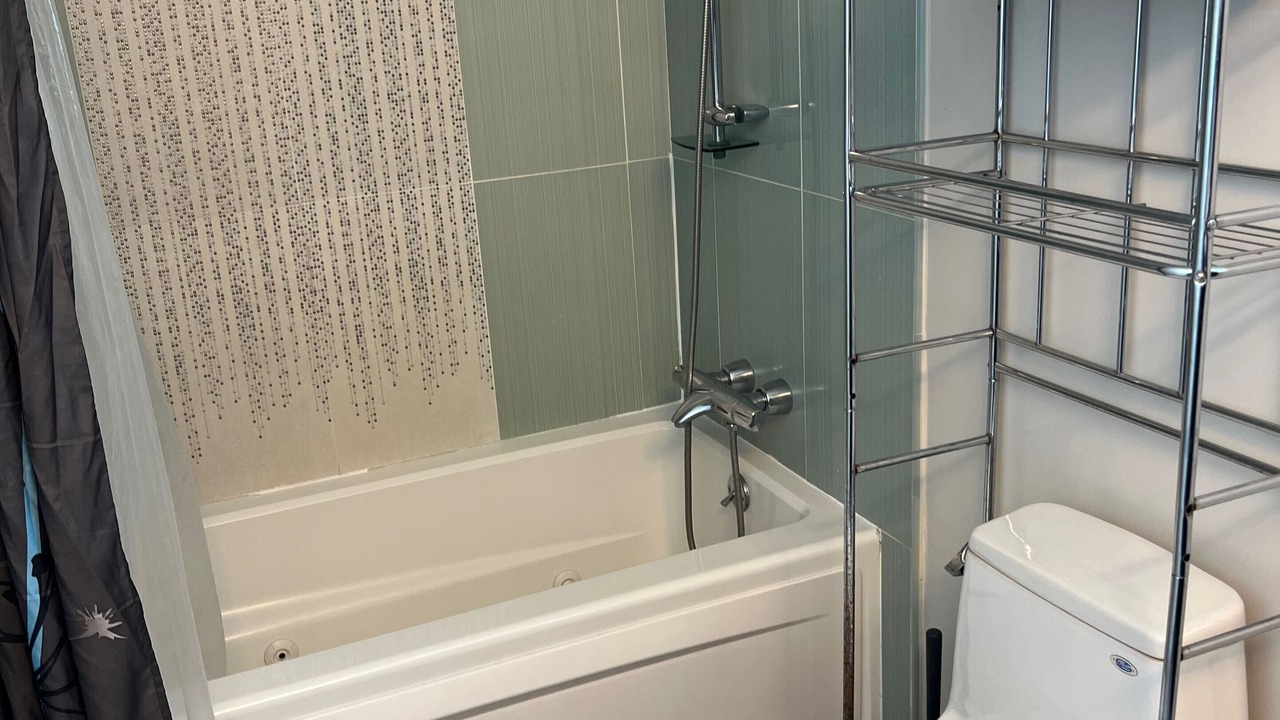 Photo of Bathroom in Dolores Heights