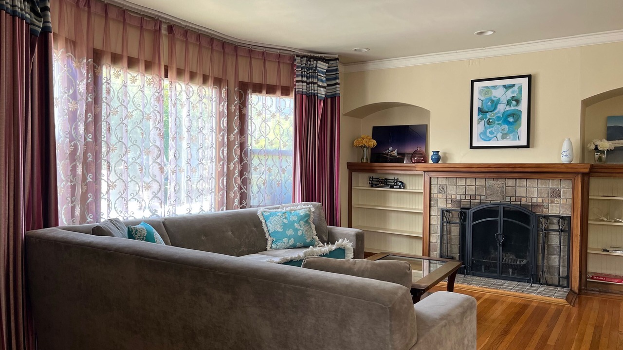 Photo of Livingroom in Dolores Heights