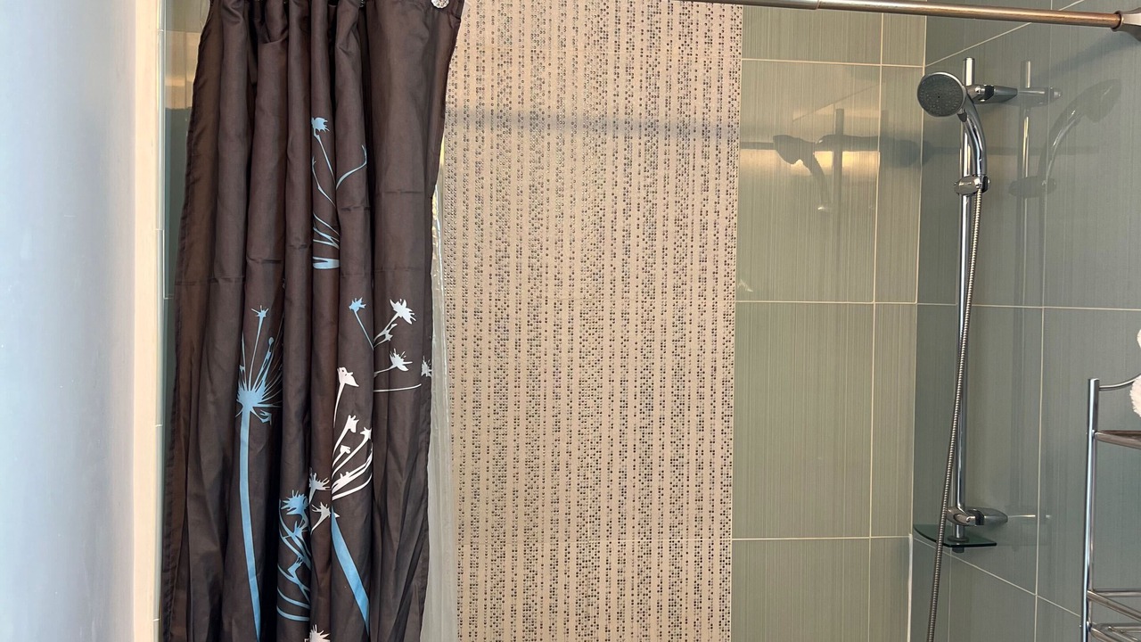 Photo of Bathroom in Dolores Heights