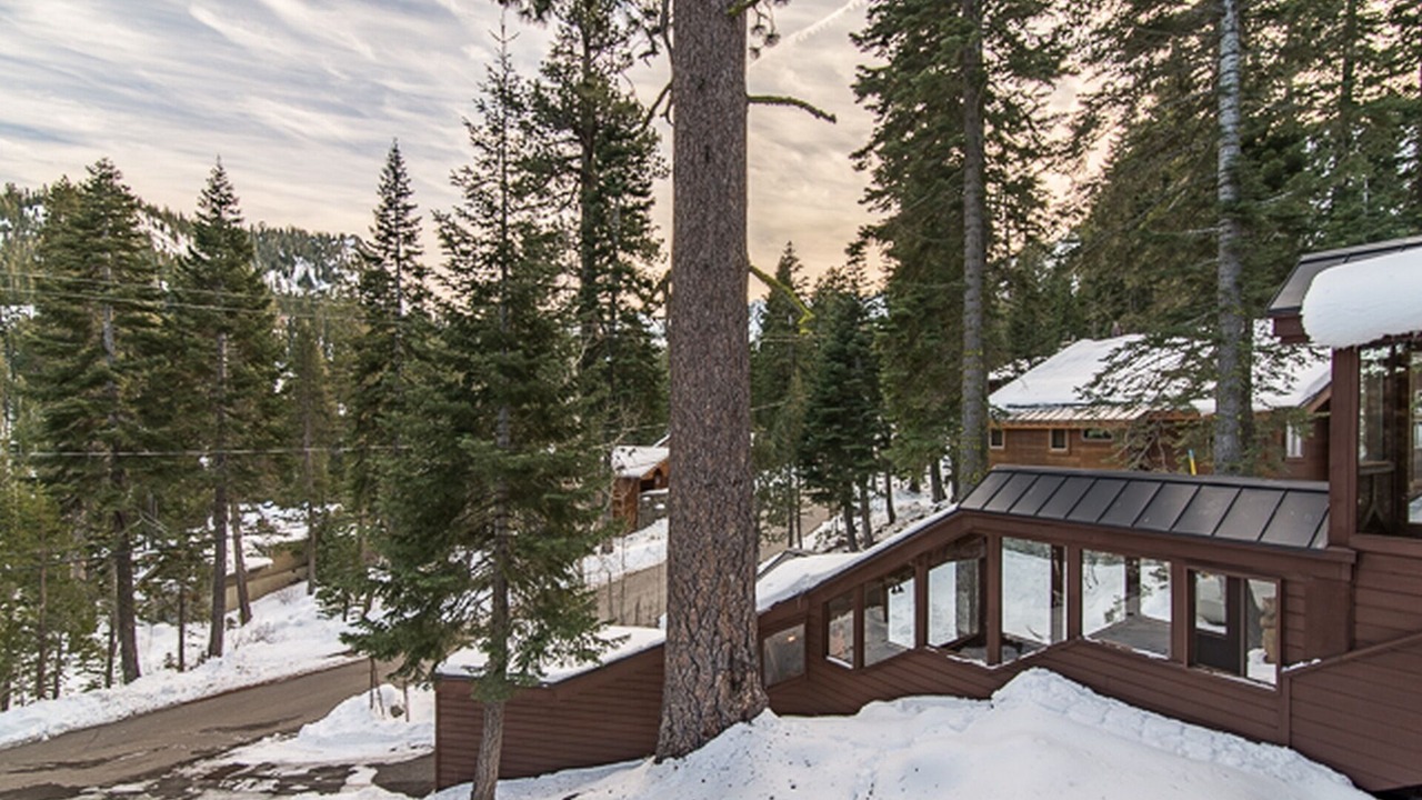 Photo of Outdoor in Alpine Meadows