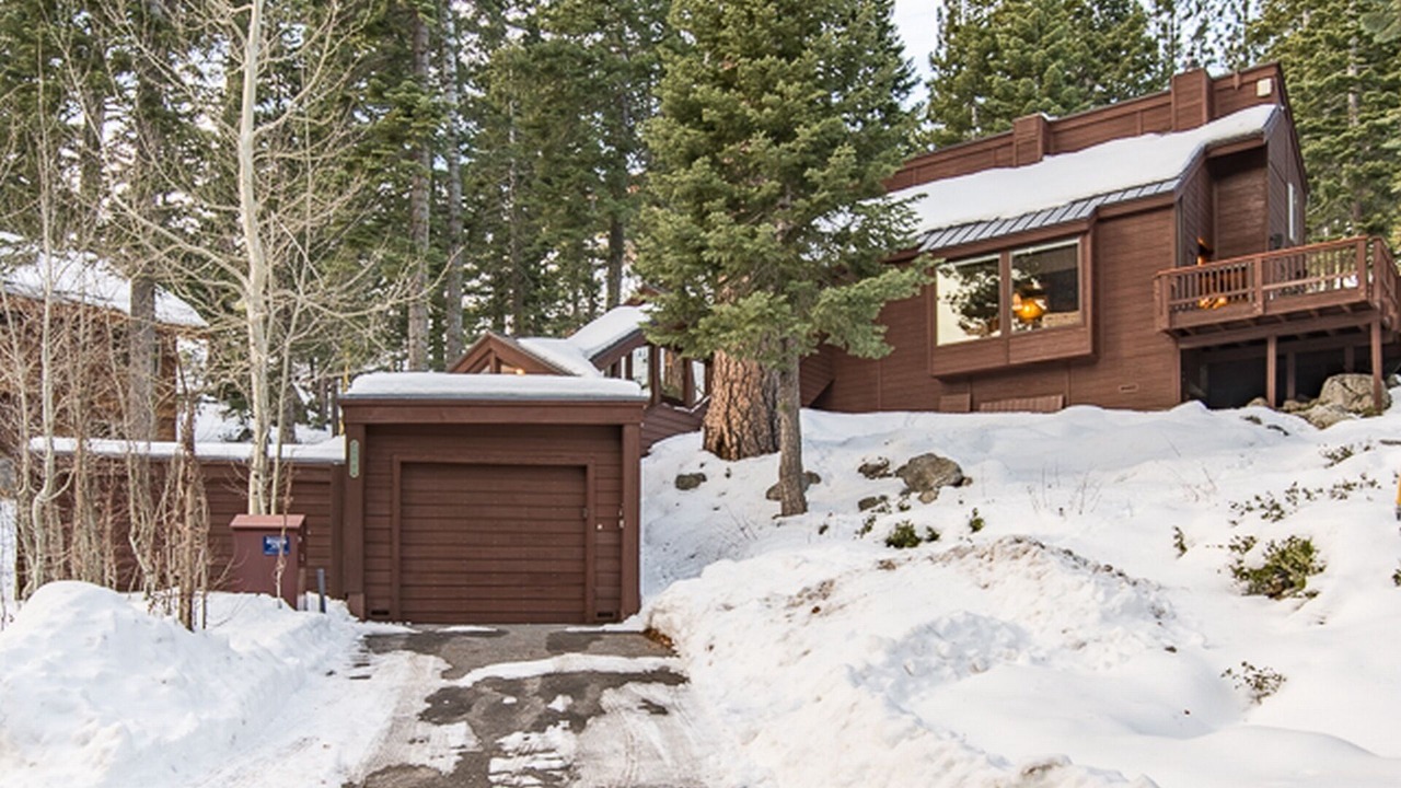 Photo of Outdoor in Alpine Meadows