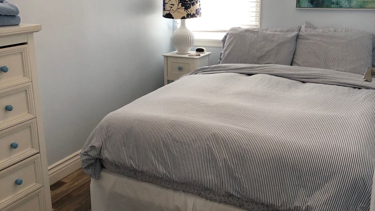Photo of Bedroom in Belmont Shore