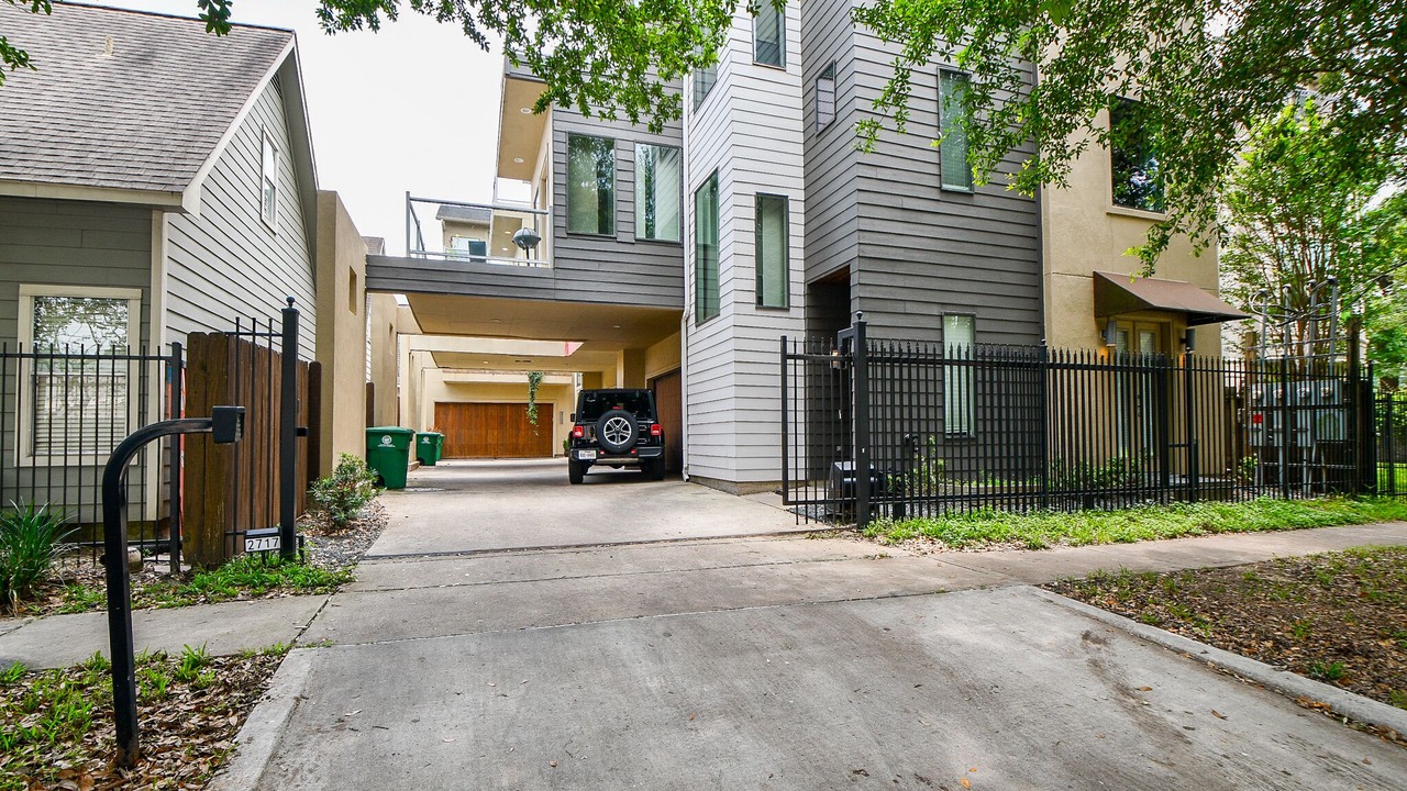 Photo of Outdoor in Midtown