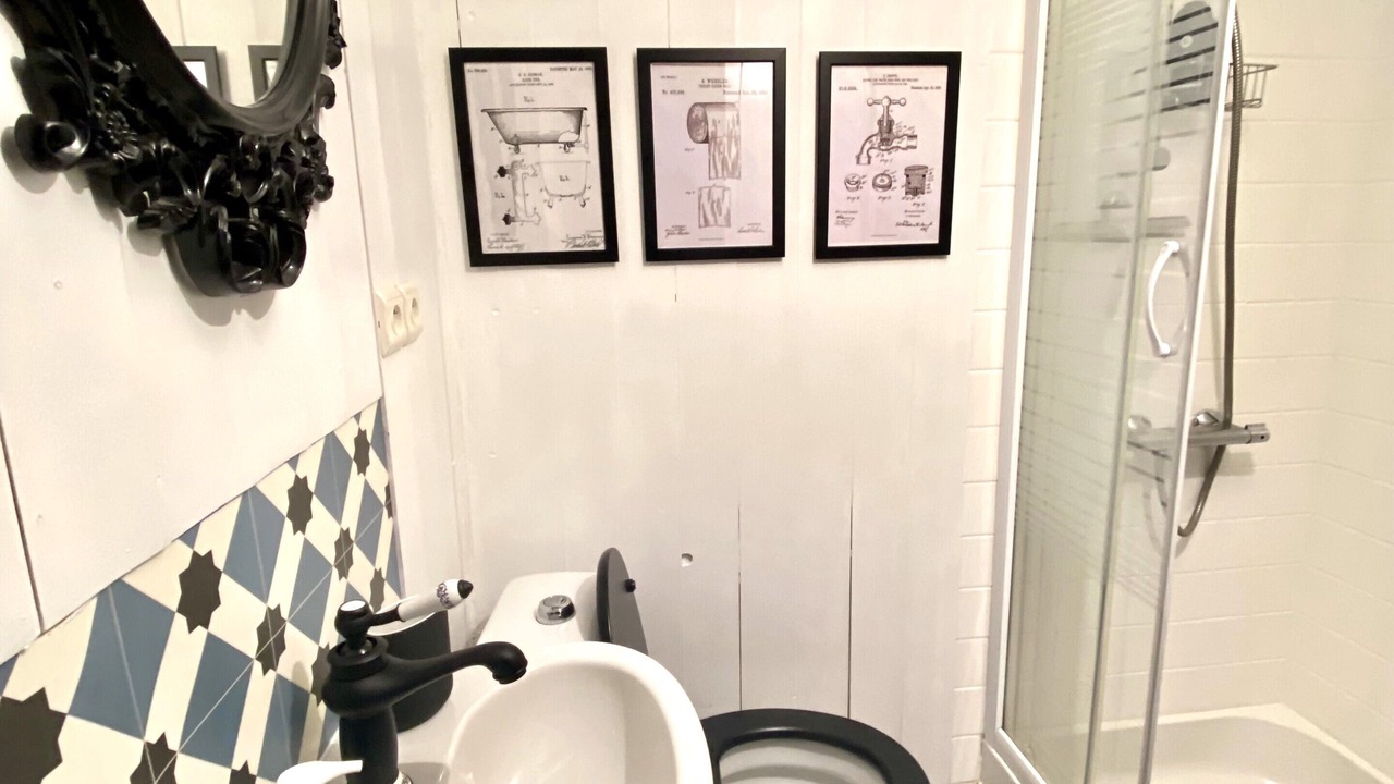 Photo of Bathroom in Olivet