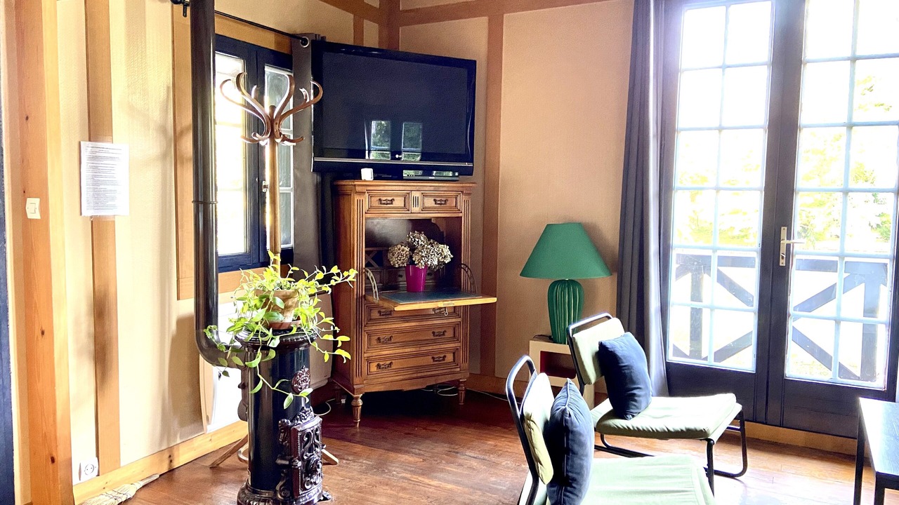 Photo of Livingroom in Olivet
