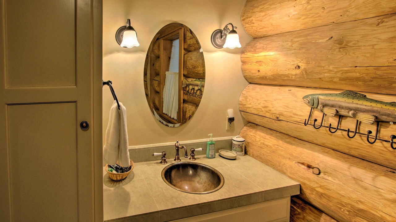 Photo of Bathroom in Baring