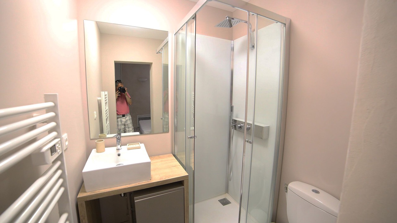 Photo of Bathroom in Saint-Raphael