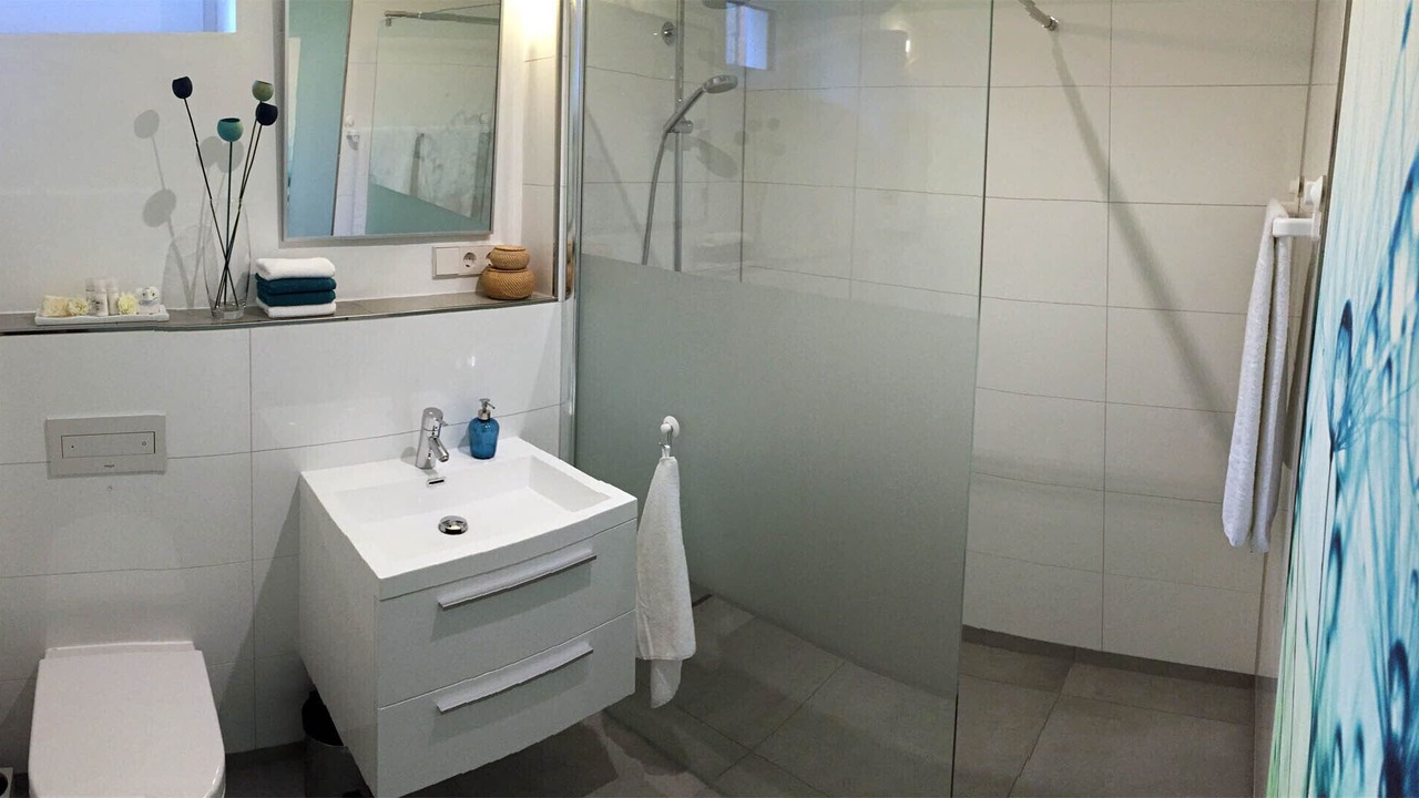 Photo of Bathroom in Moehnesee