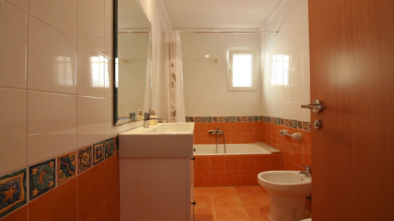 Photo of Bathroom in Oliva