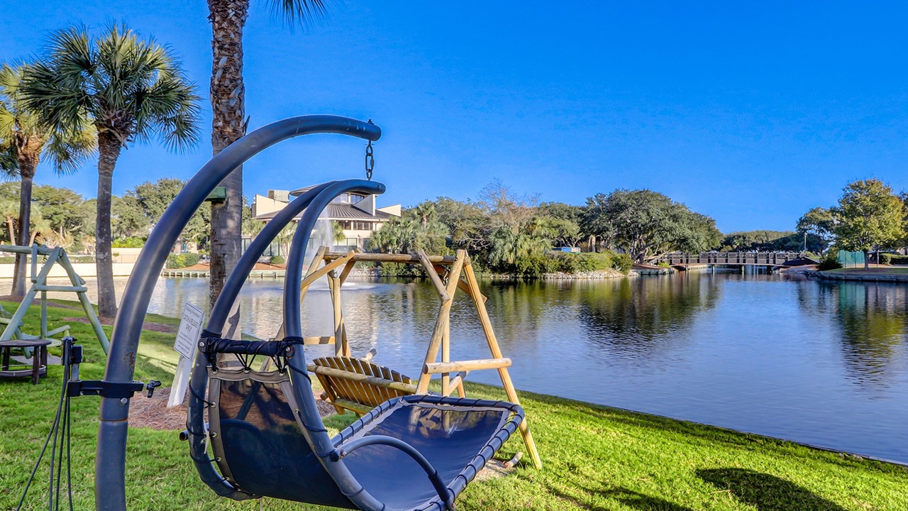 Photo of Outdoor in Folly Field